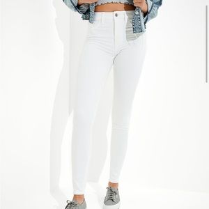 American Eagle white next level stretch white jeans